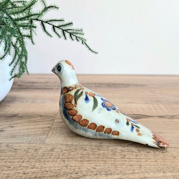 Mexican ceramic hand painted Tonala pottery. Traditional folk art. Ceramic bird. - Picture 1 of 6